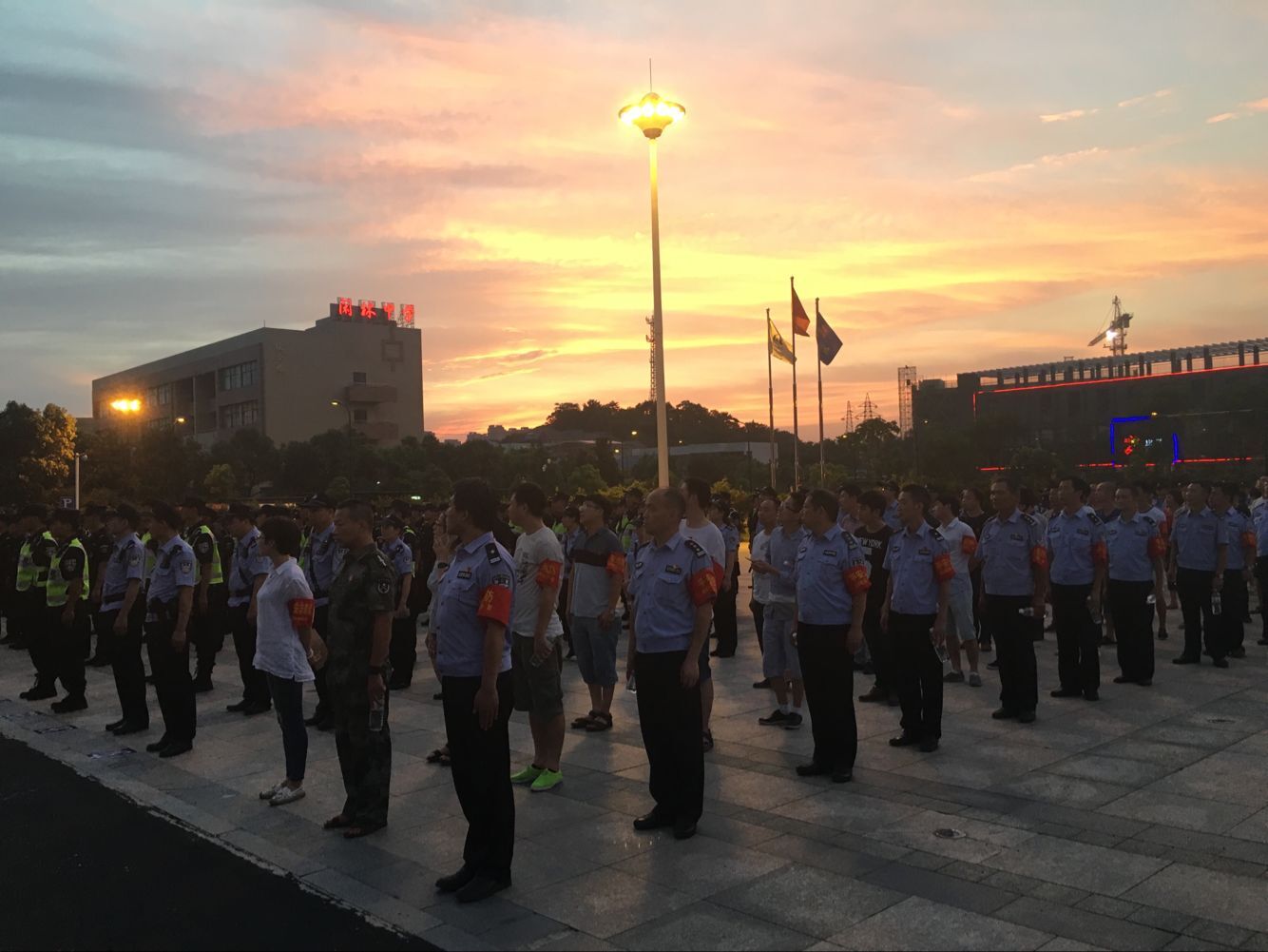 杭州市总工会 - 杭州市西郊监狱工会参加闲林街道护航
